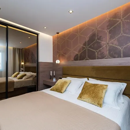 Sky Luxury Penthouse Lejlighed